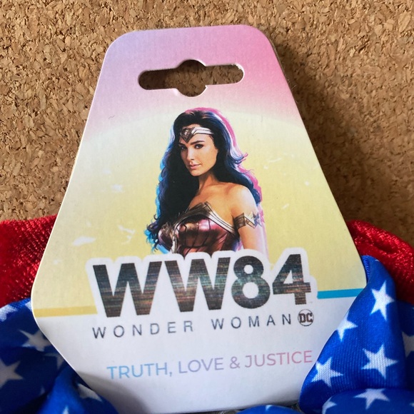 DC Comics WW84 Wonder Woman 3 pack scrunchie hair tie set - Picture 2 of 5